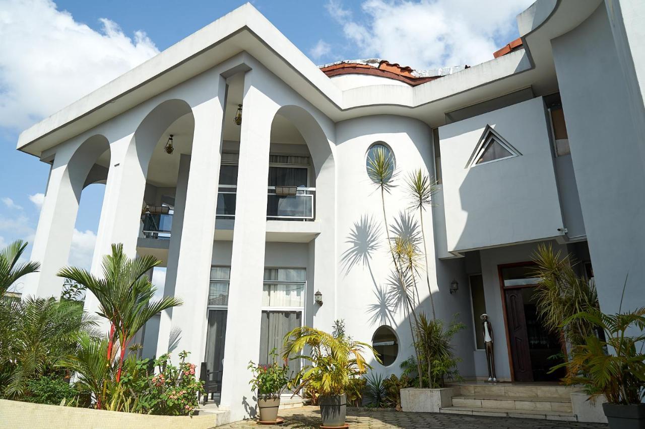 Seddo Guest House Abidjan Exteriör bild